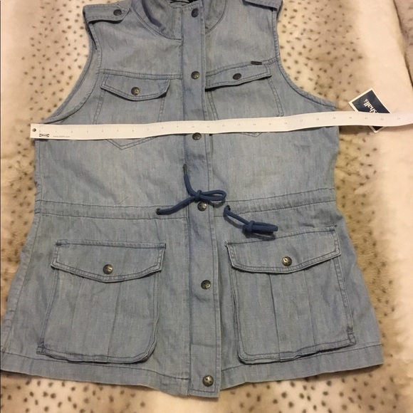 Denim vest - Picture 6 of 8